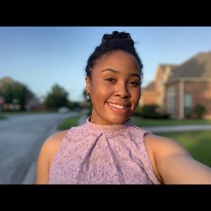 Meet your Posher, Madison